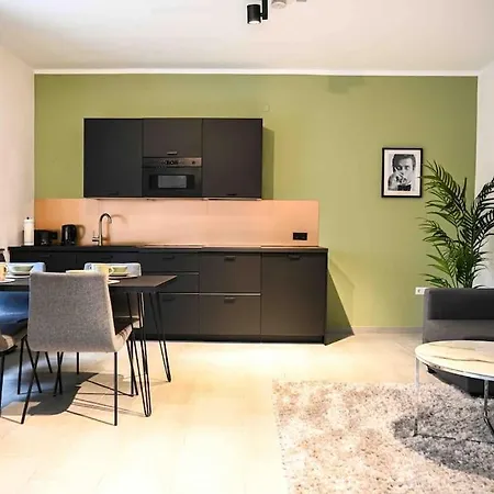 Moderne Wohnung In Ruhiger Umgebung Nahe Messe Berlin Exterior foto