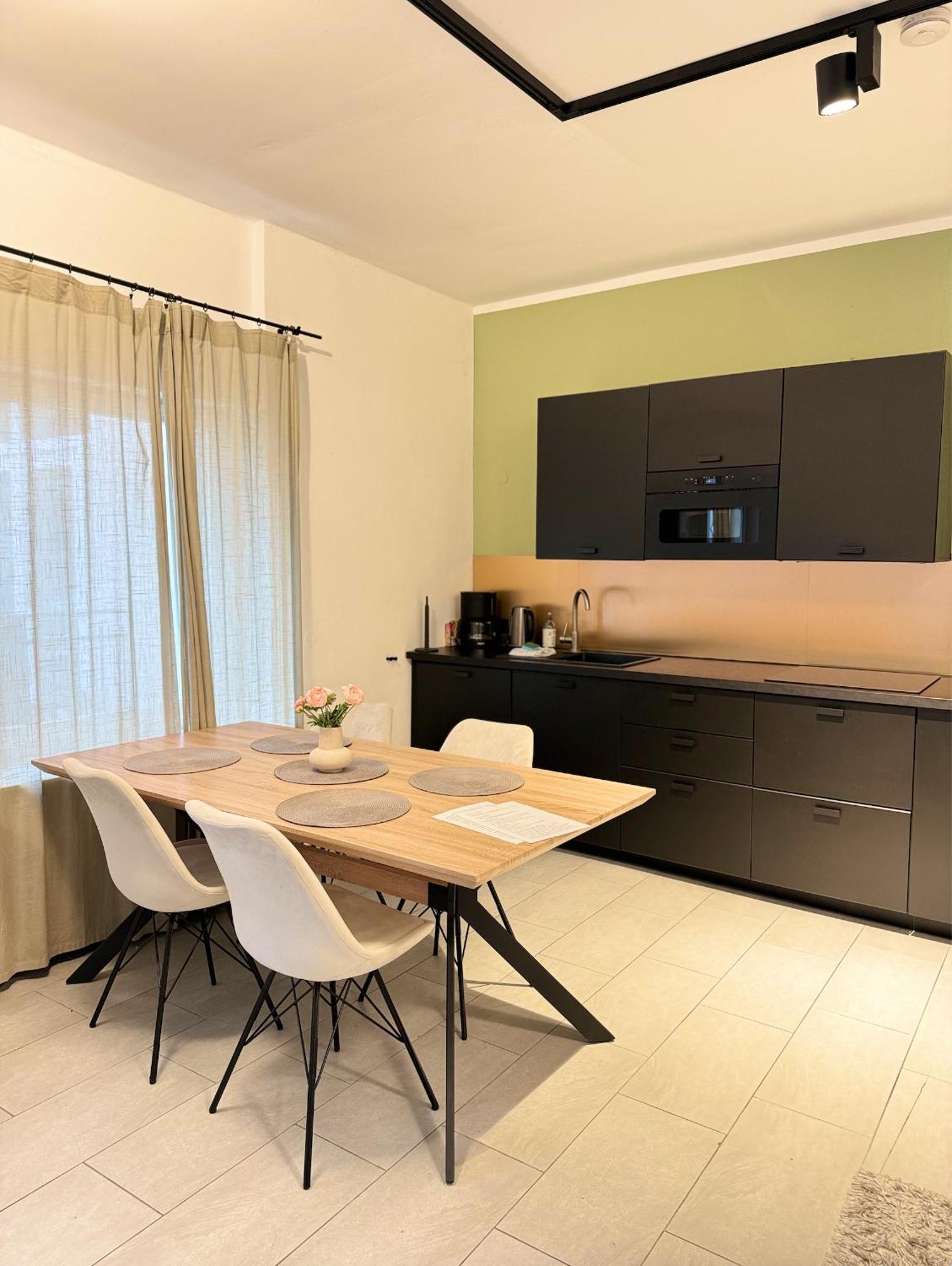 Appartamento Moderne In Ruhiger Umgebung Nahe Messe Berlino